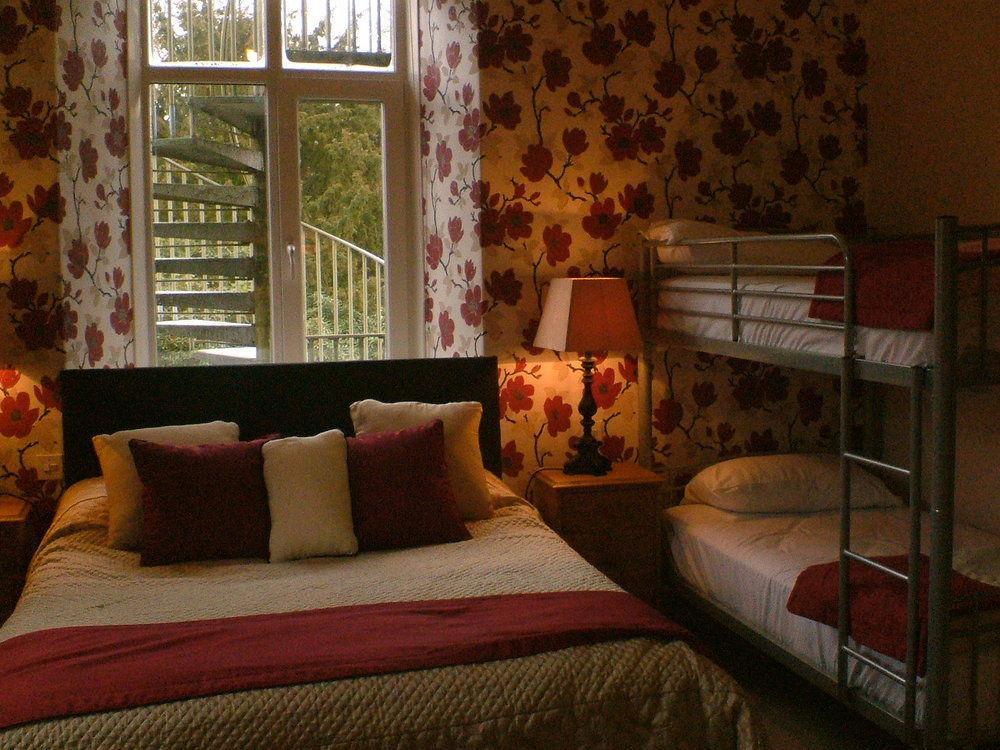 The Coniston Inn - The Inn Collection Group Room photo
